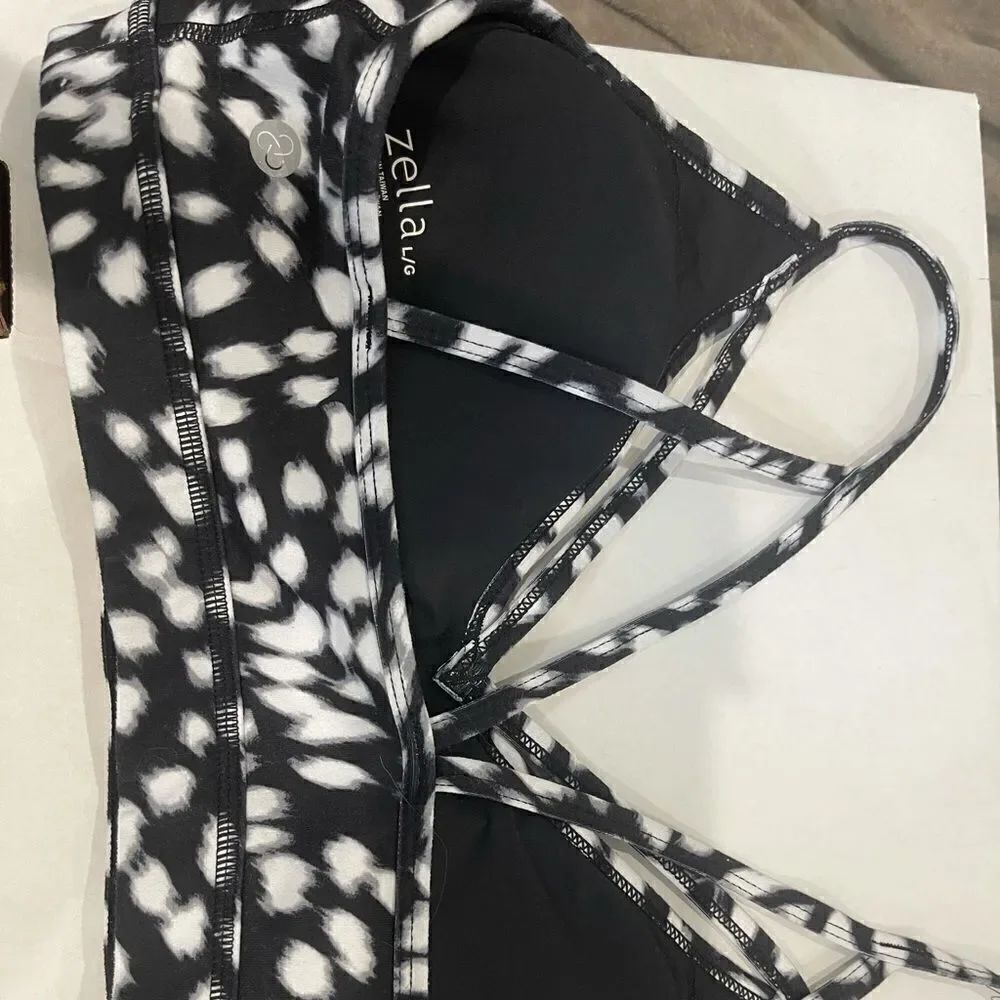 ZELLA SPORTS Bra! - Picture 3 of 5